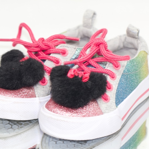 Batel's Mini Mouse Shoes - Picture 3 of 7